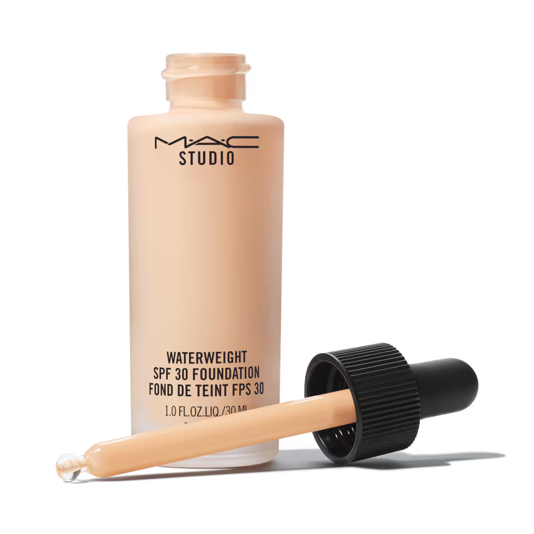 MAC Studio Waterweight SPF 30 Foundation Tono NC25